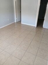 5214 Via Hacienda Cir in Orlando, FL - Building Photo - Building Photo