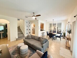 358 Lake Monterey Cir in Boynton Beach, FL - Building Photo - Building Photo