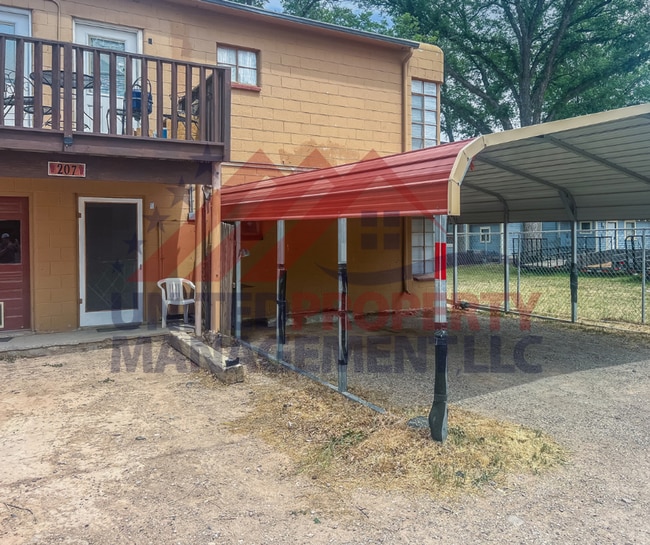 property at 207 N Alameda St