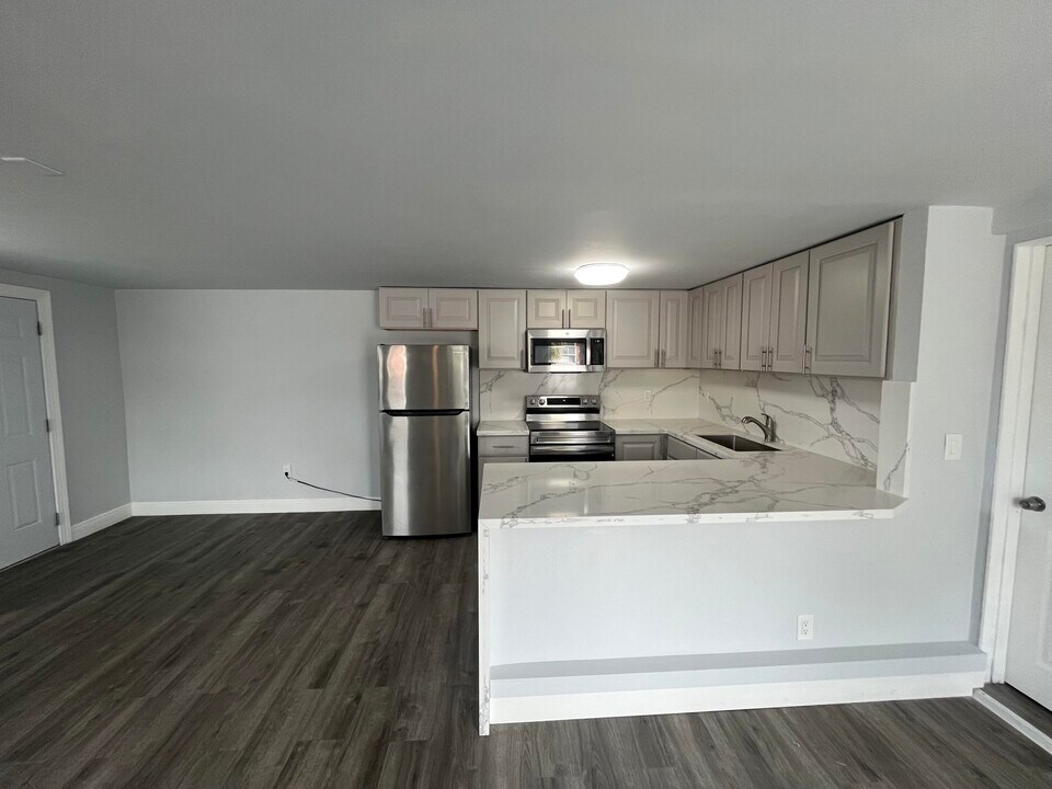 1421 SE 2nd St in Deerfield Beach, FL - Building Photo