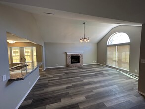 1029 E 64th Pl in Tulsa, OK - Building Photo - Building Photo