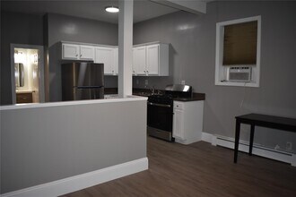 30 Willow Rd in Rocky Point, NY - Building Photo - Building Photo