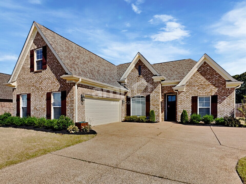 3284 Vineyard Dr S in Southaven, MS - Building Photo