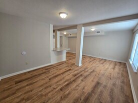 2307 Elm Ave, Unit 2307 in Bay City, TX - Building Photo