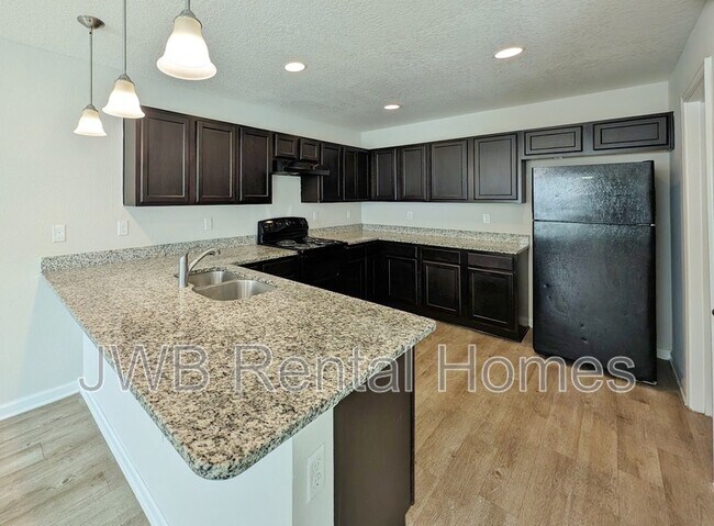 5744 Lexington Ave in Jacksonville, FL - Building Photo - Building Photo