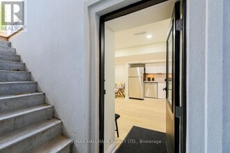 6 Luttrell Ave in Toronto, ON - Building Photo - Building Photo