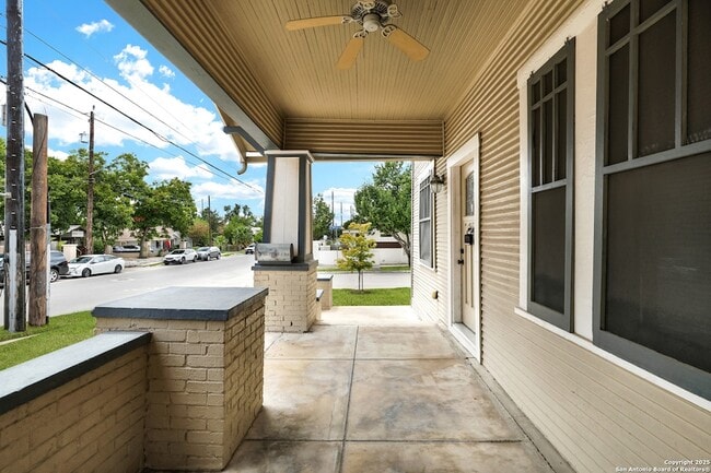 901 E Euclid Ave in San Antonio, TX - Building Photo - Building Photo