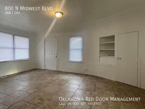 800 N Midwest Blvd in Midwest City, OK - Building Photo - Building Photo