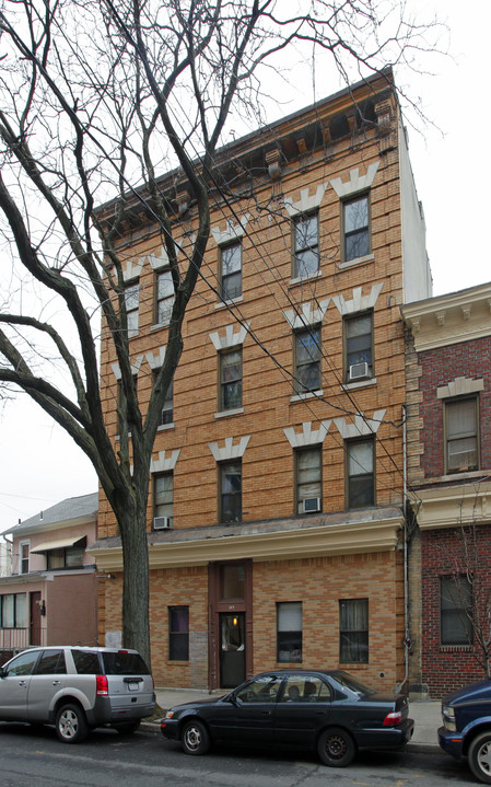 185 Union Ave in New Rochelle, NY - Building Photo