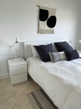 17875 Collins Ave, Unit 1705 in Sunny Isles Beach, FL - Building Photo - Building Photo