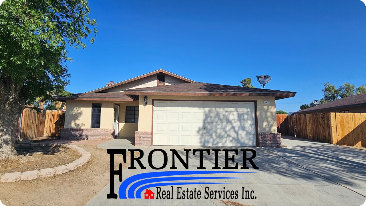 301 S Lupin Ln in Ridgecrest, CA - Building Photo