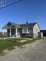 1098 Beaverdams Rd in Thorold, ON - Building Photo