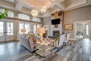 The Dakota in Victoria, TX - Building Photo