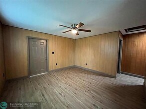 442 Avenue F in Moore Haven, FL - Building Photo - Building Photo