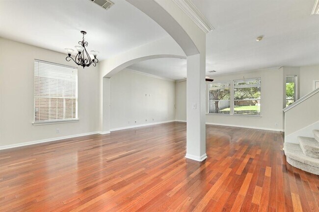 property at 20308 Farm Pond Ln