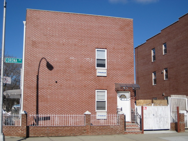 97-39 Corona Ave in Flushing, NY - Building Photo - Building Photo