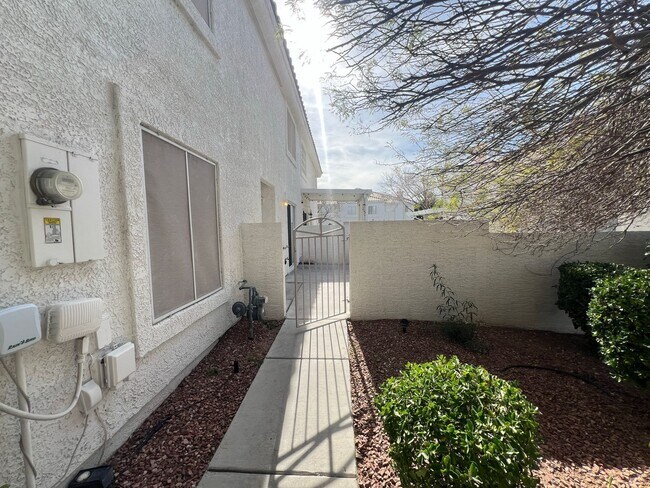 459 Rumford Pl in Henderson, NV - Building Photo - Building Photo