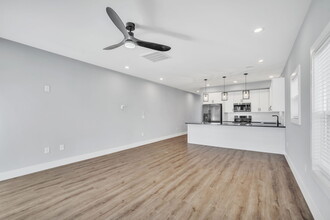 321 Wilkins St in Greenville, SC - Building Photo - Building Photo