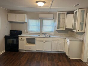 910 Richardson Ave in High Point, NC - Building Photo - Building Photo