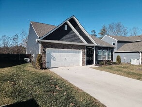 299 Ridgeview Ln in Mars Hill, NC - Building Photo - Building Photo