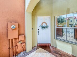 255 Lake Monterey Cir in Boynton Beach, FL - Building Photo - Building Photo
