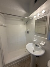 1244 NE 5th Ter in Fort Lauderdale, FL - Building Photo - Building Photo