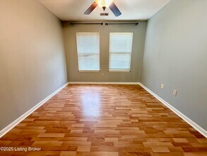 4442 Southbridge Ct in Louisville, KY - Building Photo - Building Photo