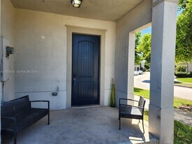14237 SW 274th St in Homestead, FL - Building Photo