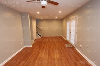 207 Hampshire Rd in Sicklerville, NJ - Building Photo - Building Photo