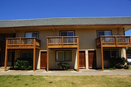 Alder Village in Portland, OR - Foto de edificio - Building Photo