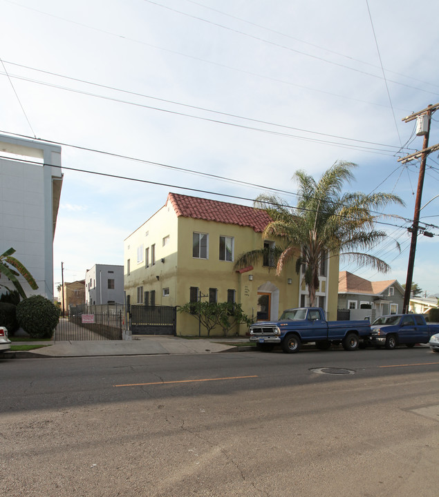 1173 N Normandi Ave in Los Angeles, CA - Building Photo