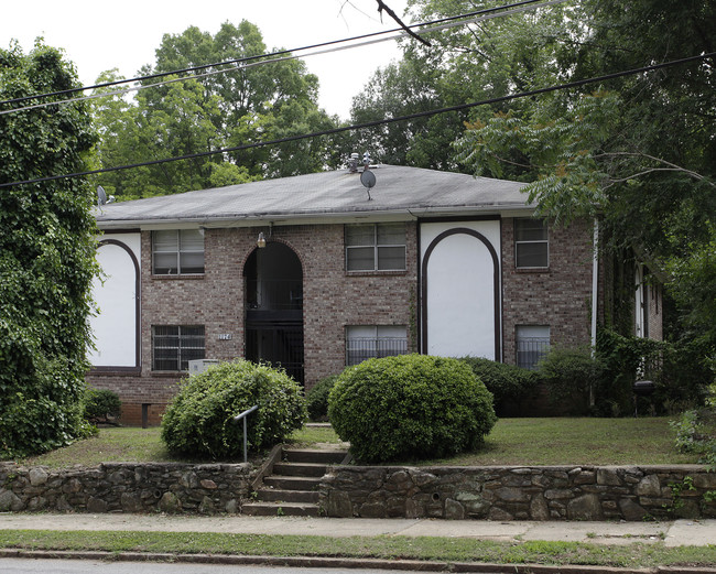 1174 SW Lucile Ave in Atlanta, GA - Building Photo - Building Photo