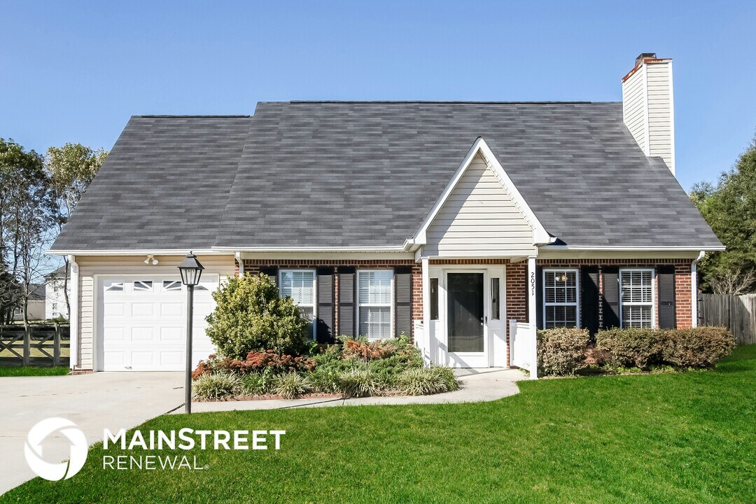 2051 Saponi Village Ct in Winston-Salem, NC - Building Photo