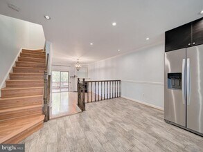 6191 Little Valley Way in Alexandria, VA - Building Photo - Building Photo