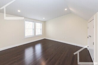 26 Albion St in Medford, MA - Building Photo - Building Photo