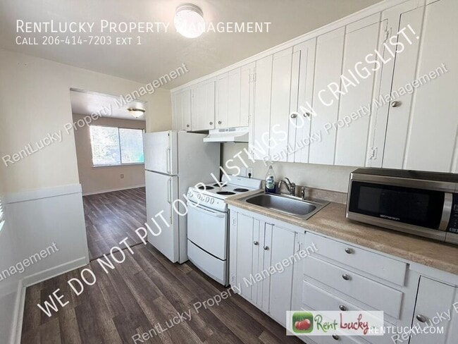 property at 5154 S Augusta St