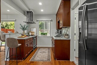 5350 S Slauson Ave in Culver City, CA - Building Photo - Building Photo