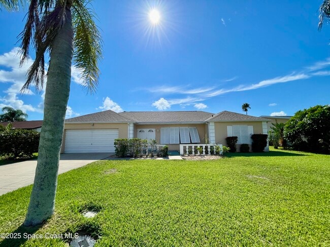 48 Country Club Rd in Cocoa Beach, FL - Building Photo - Building Photo