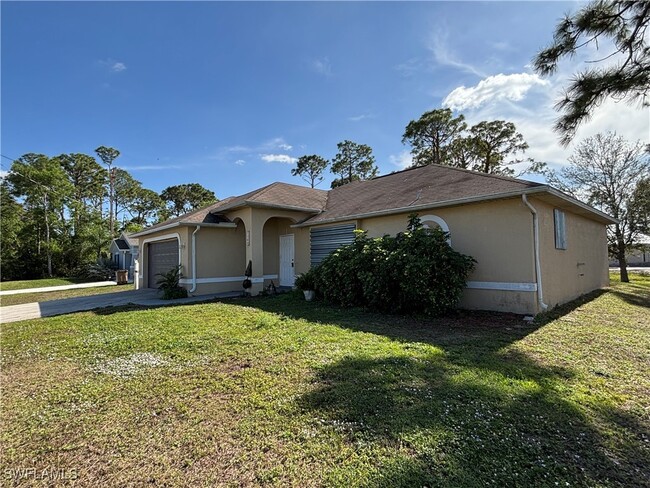 1104 NE 36th St in Cape Coral, FL - Building Photo - Building Photo
