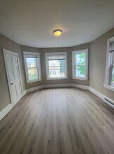 203 Woodbine St in Cranston, RI - Building Photo - Building Photo