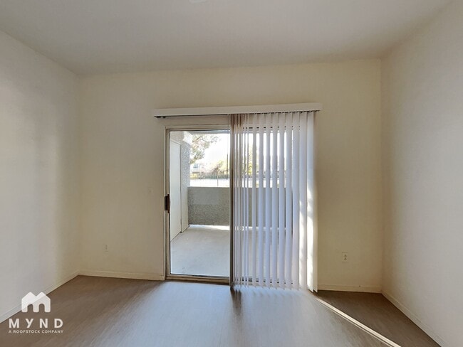 9620 W Russell Rd, Unit 1125 in Las Vegas, NV - Building Photo - Building Photo