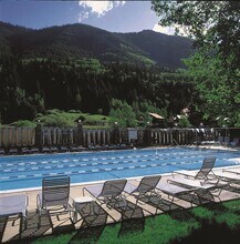 4770 Big Horn Rd in Vail, CO - Building Photo - Building Photo