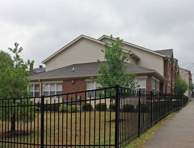 Willow Run in Covington, KY - Building Photo - Building Photo