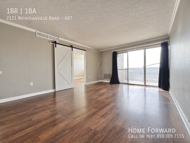 property at 2121 Nicholasville Rd