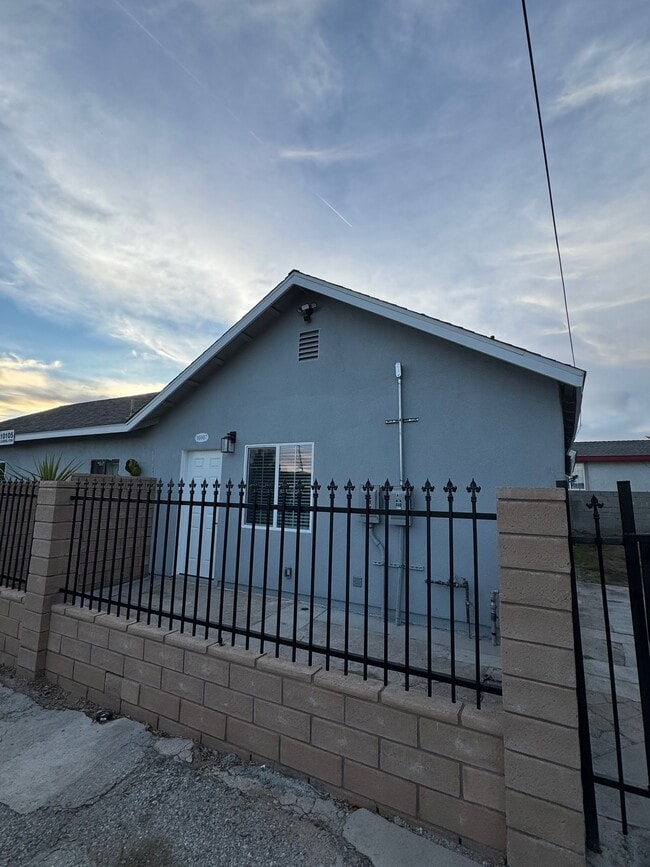 10107 Laurel Canyon Blvd, Unit 10107