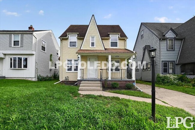property at 1467 Craigwood Rd
