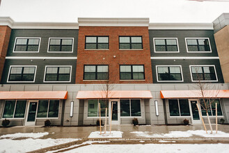 Harrison Park Apartments in Grand Rapids, MI - Building Photo - Building Photo