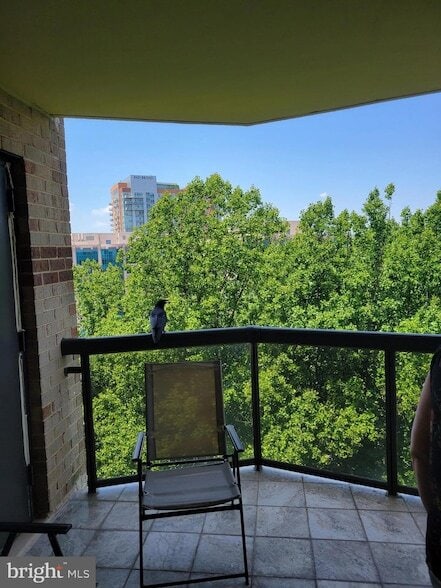 8370 Greensboro Dr, Unit 908 in McLean, VA - Building Photo - Building Photo