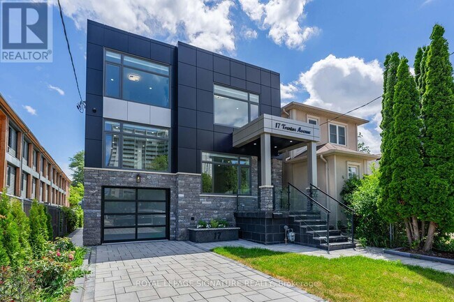 17 Trenton Ave in Toronto, ON - Building Photo - Building Photo