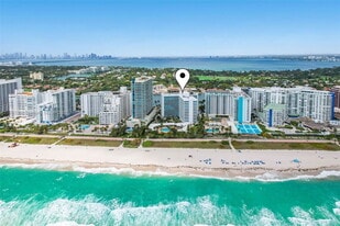 5065 Collins Ave in Miami Beach, FL - Building Photo